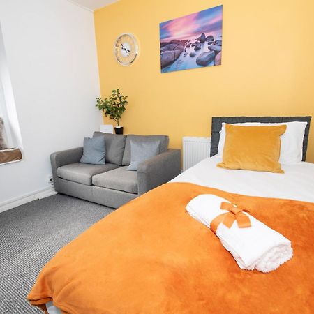 Versatile Cozy & Spacious Comfort Hull Apartments Kingston upon Hull Exterior photo